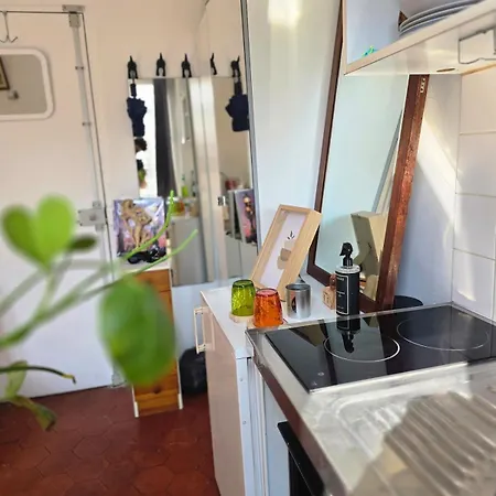 Cozy Next To The Eiffel Tower Apartment
